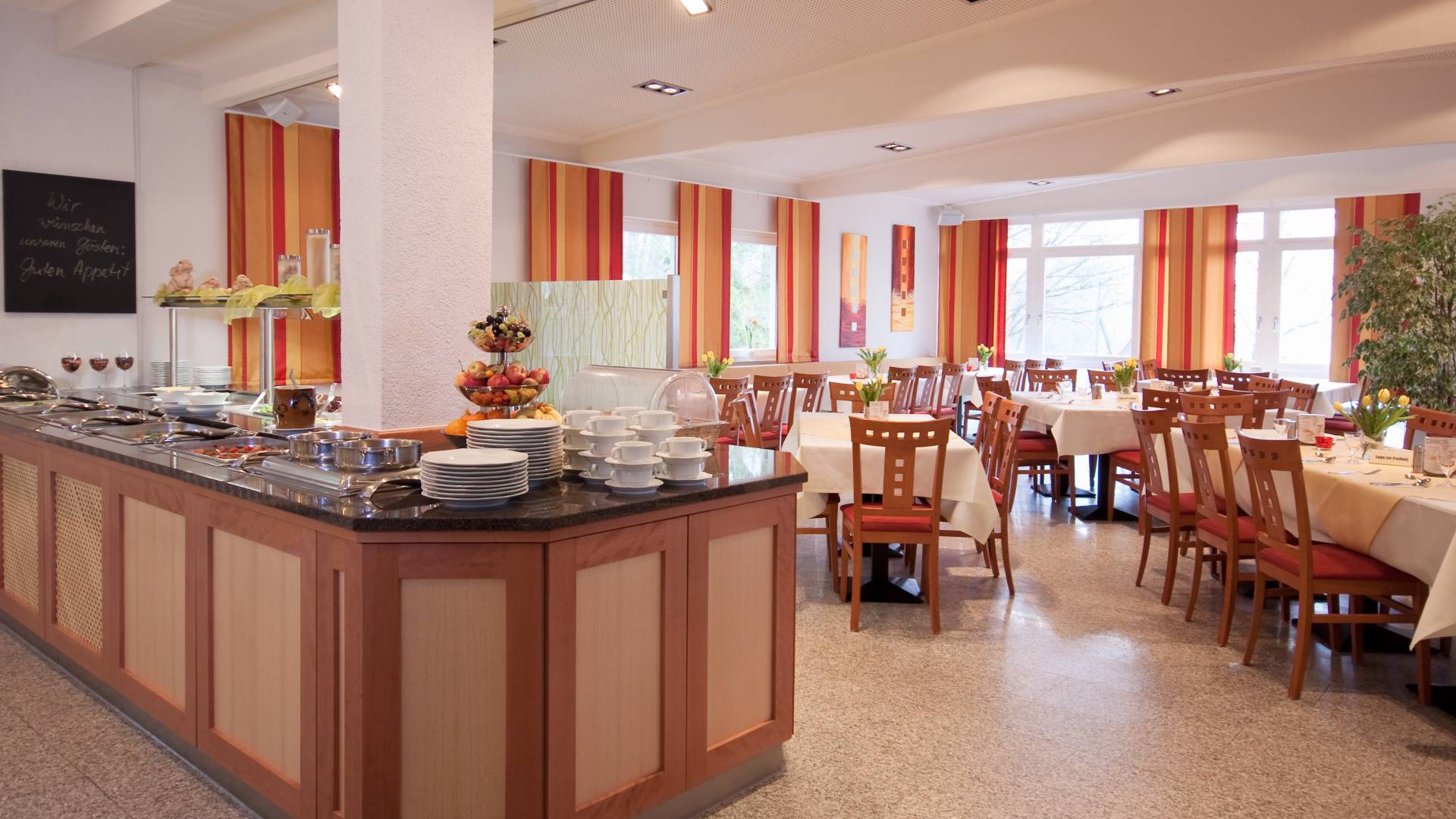 Buffet Restaurant im TaunusTagungsHotel